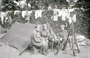 Bataillon féminin, Saint-Pétersbourg, 1917 - Russian Photographer